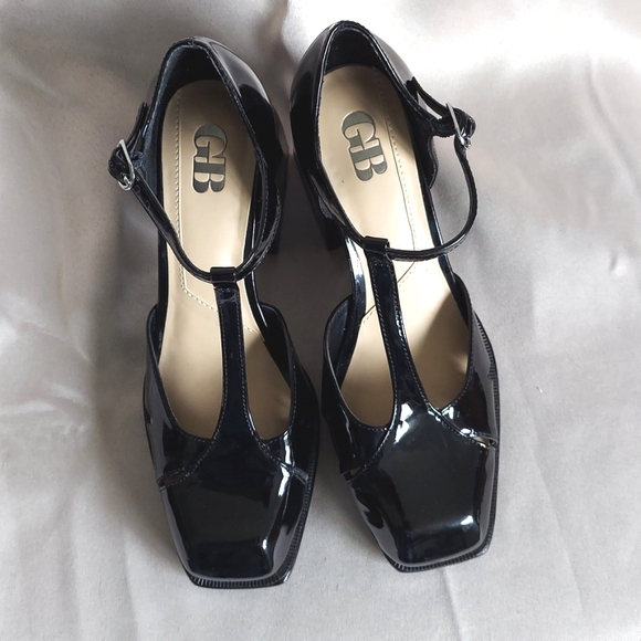 Giani Bernini Black Patent Leather Platform Shoes - Picture 2 of 9